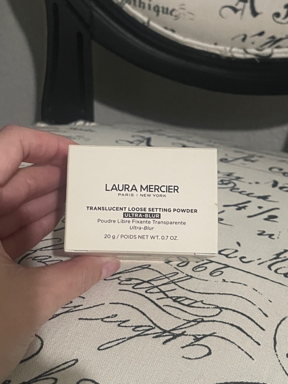 NEW Laura Mercier Loose Setting Powder Ultra-Blur Powder Translucent Honey .7 Oz - Picture 2 of 7